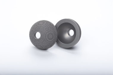 Acetabular cup printed with SLM technology